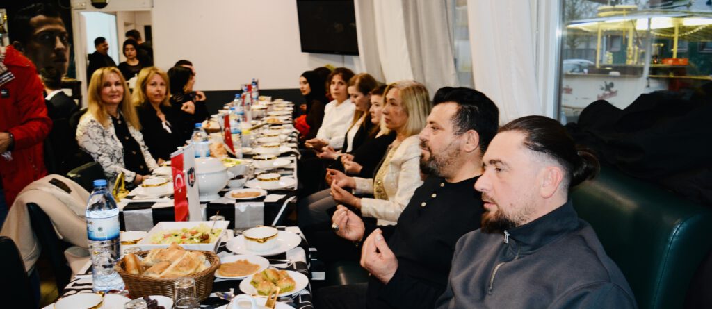 DSC_0696-1024x445 Kuzey Almanya Beşiktaşlılar Derneği’nin iftarında dayanışmaya dikkat çekildi