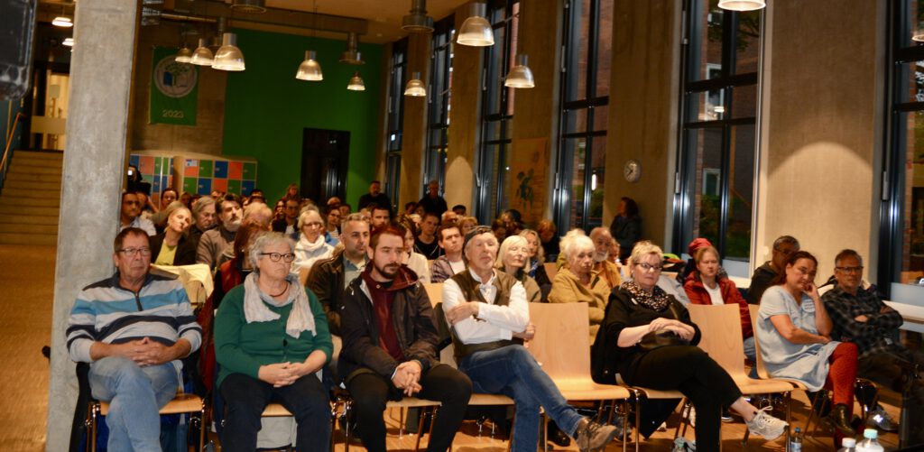 DSC_0518-1024x501 Hamburg’da NSU Cinayetleri ve Belgelerin İmhası Tartışıldı