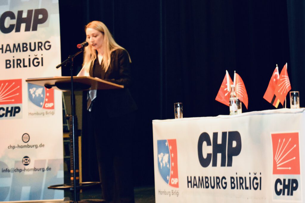 DSC_0608-1024x683 CHP’li Gökhan Günaydın’dan Hamburg’da Kritik Mesajlar!
