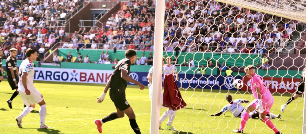 St. Pauli penaltılarla turu geçti