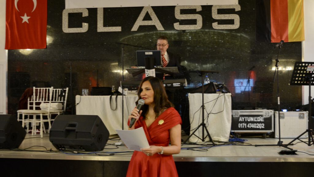 DSC_0875-1024x576 Hamburg’da Cumhuriyetin 102. Yılı Gurur ve Coşkuyla Kutlandı