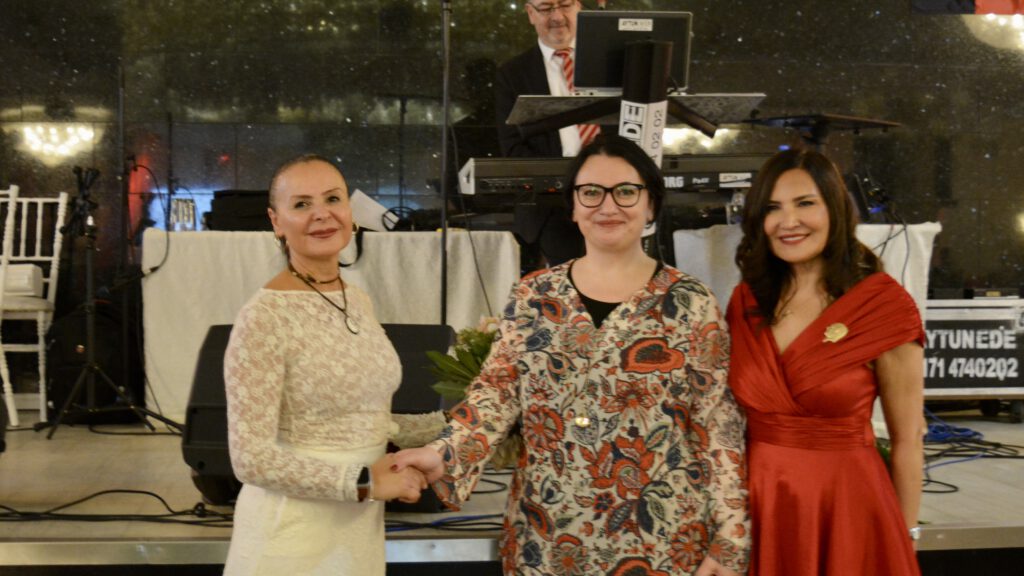 DSC_0907-1024x576 Hamburg’da Cumhuriyetin 102. Yılı Gurur ve Coşkuyla Kutlandı