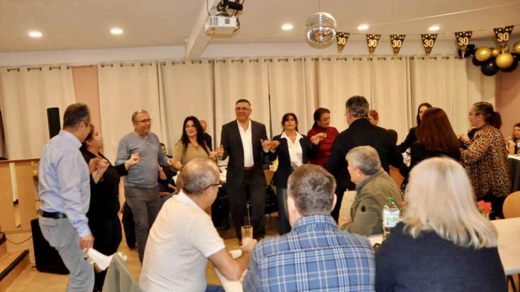 fubolexpress_2022_15368-1.jpg-1024x576 Şeref Arslan, DEVK’teki 30. Yılını Coşkuyla Kutladı