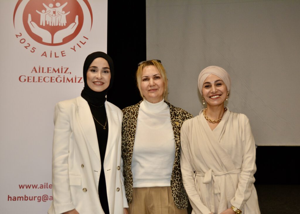 DSC_0241-1024x731 Hamburg’da “Bağımlılığı Yenebiliriz” Konferansı Düzenlendi