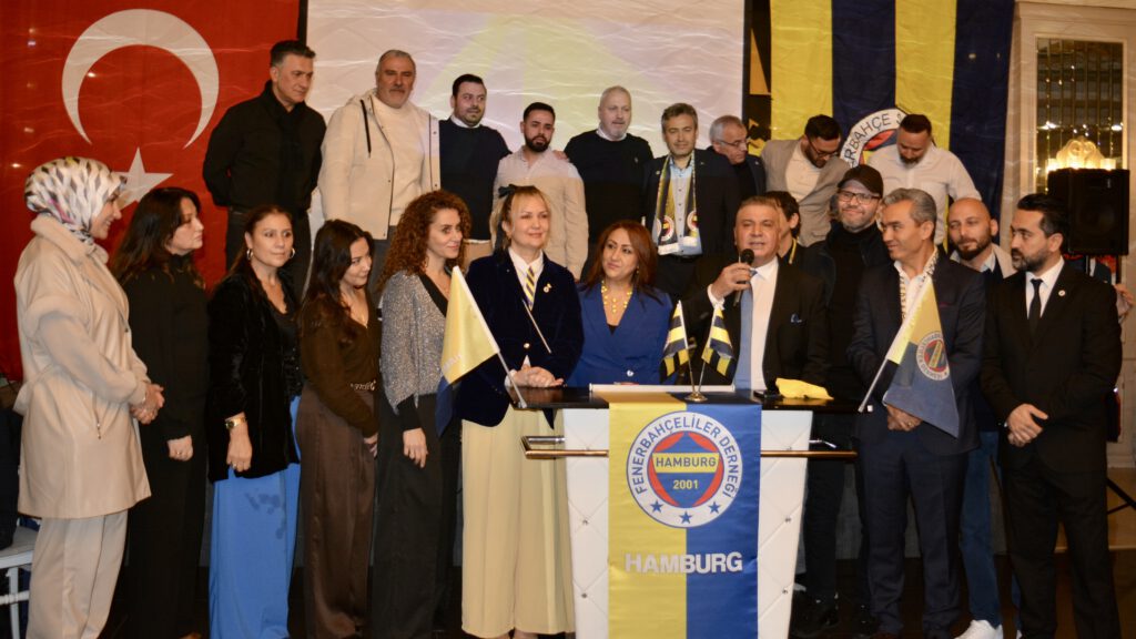 DSC_0252-1-1024x576 Hamburg Fenerbahçelilerden Dayanışma Buluşması