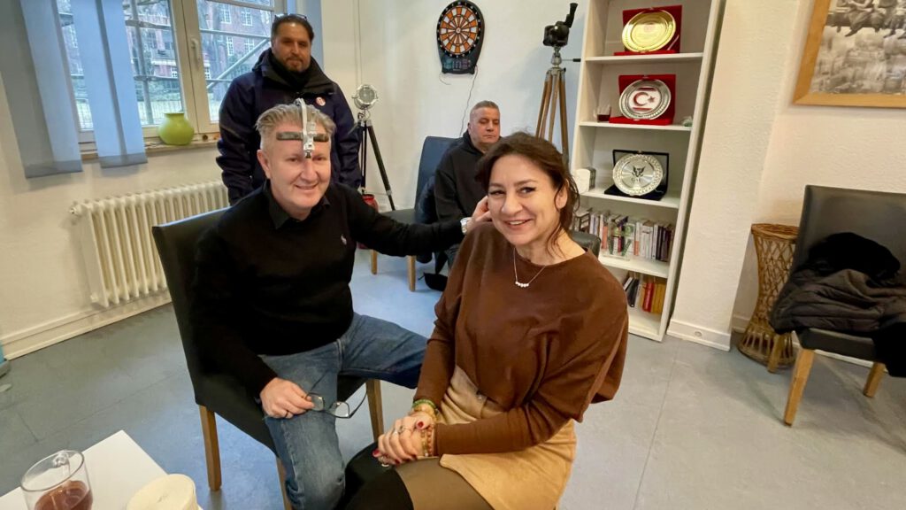 0-10-1024x576 Fenerbahçeliler Hamburg’da Kulaklara Ses Oldu