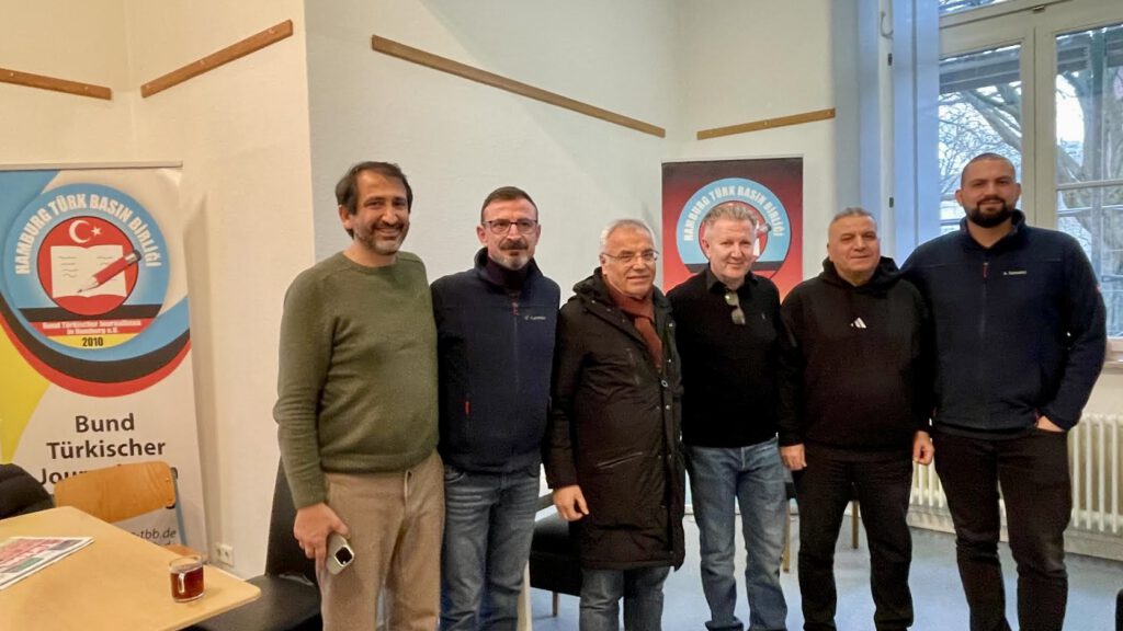 0-13-1024x576 Fenerbahçeliler Hamburg’da Kulaklara Ses Oldu