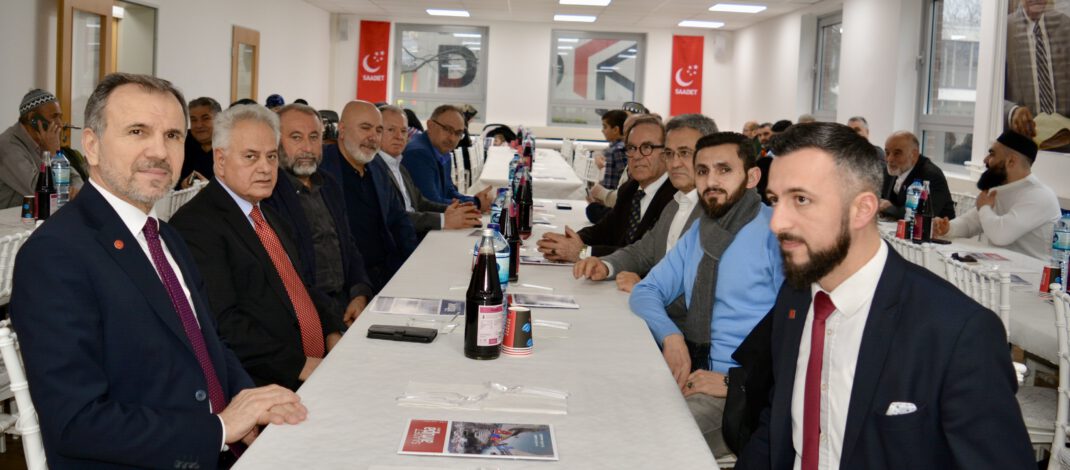 Erbakan’ın Büyük Türkiye İdeali Hamburg’da Anlatıldı