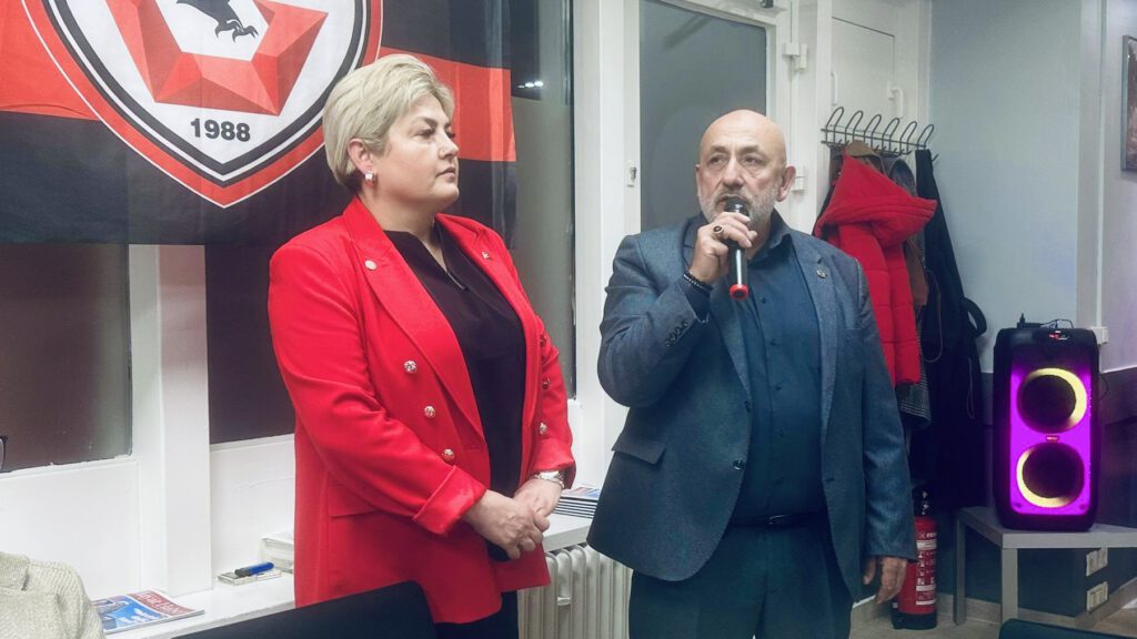 PHOTO-2026-03-08-21-06-20-2-1024x576 Hamburg Gaziantepliler Derneği’nden Türk Dernek Başkanlarına İftar