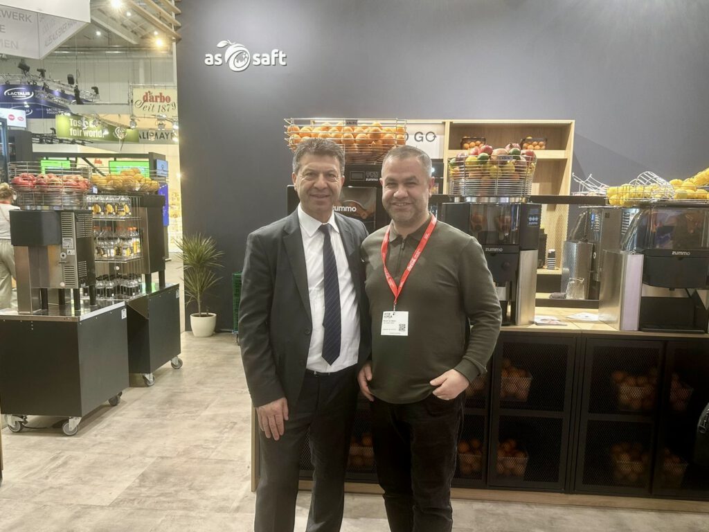 PHOTO-2026-03-14-23-13-30-1-1024x768 Türk Girişimciler Hamburg Fuarına Damga Vurdu