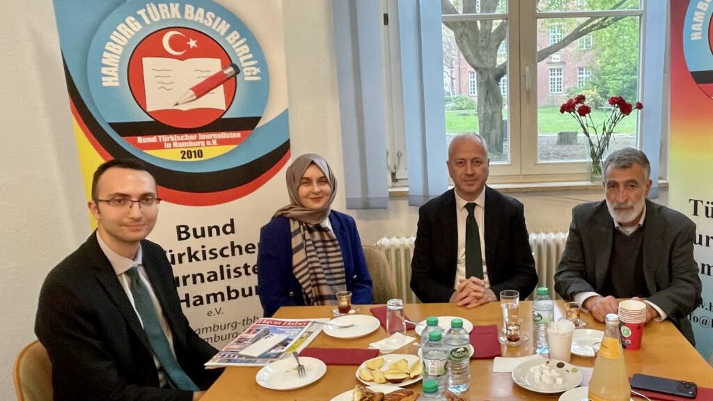 0-7-1-1024x576 YTB Heyetinden HTBB’ye Ziyaret