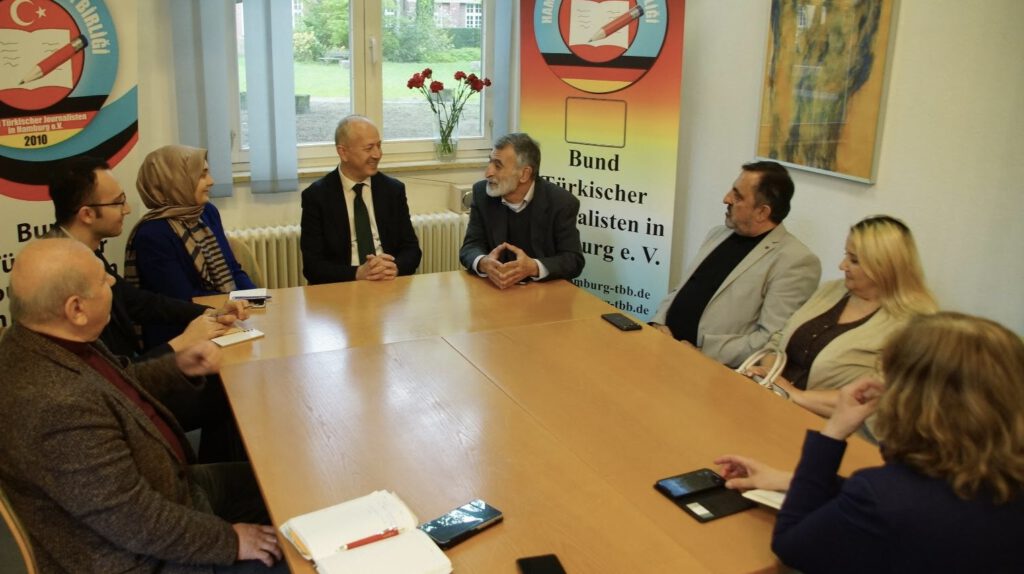 0-9-1024x574 YTB Heyetinden HTBB’ye Ziyaret