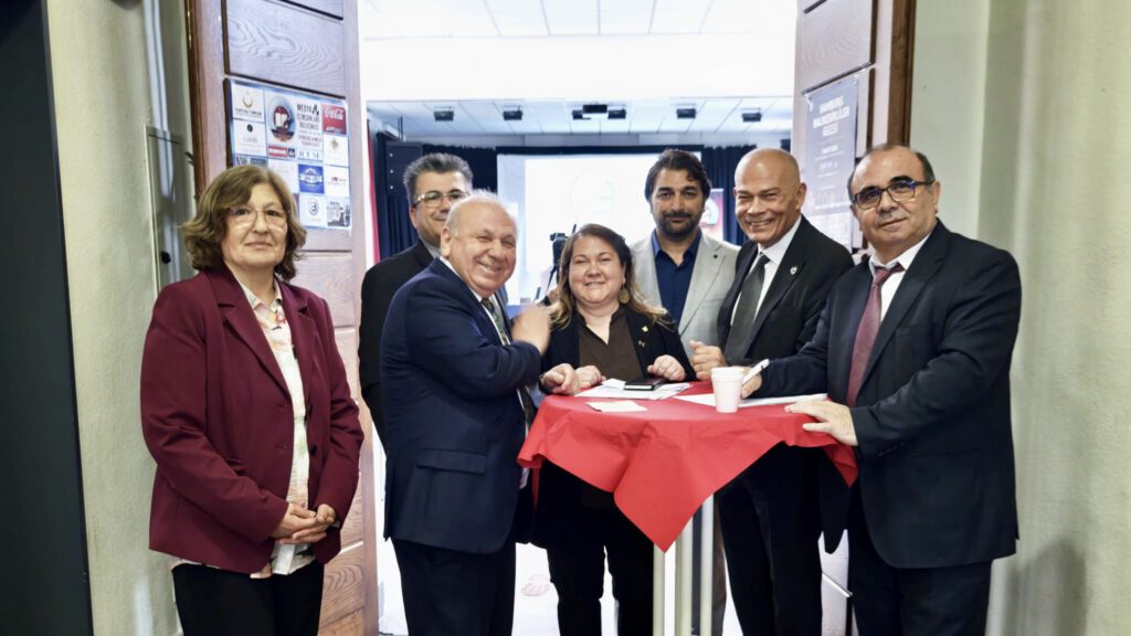 PHOTO-2026-04-20-16-20-55-1024x576 Hamburg’da Medya ve İş Dünyasından Önemli Buluşma