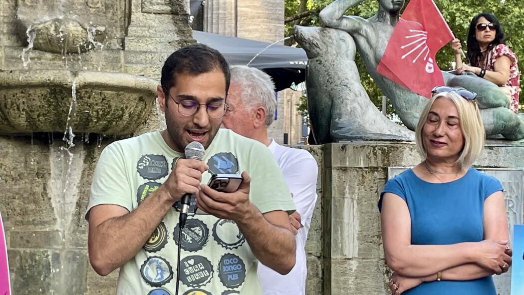 0-10-1-1050x591 Hamburg’da Demokrasi ve Halk İradesine Sahip Çıkma Mitingi