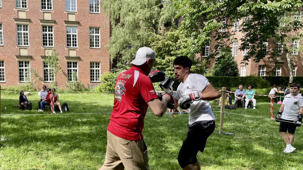 IMG_9671-1050x591 Hamburg’da 19 Mayıs Gençlik ve Spor Bayramı Coşkusu Yaşandı