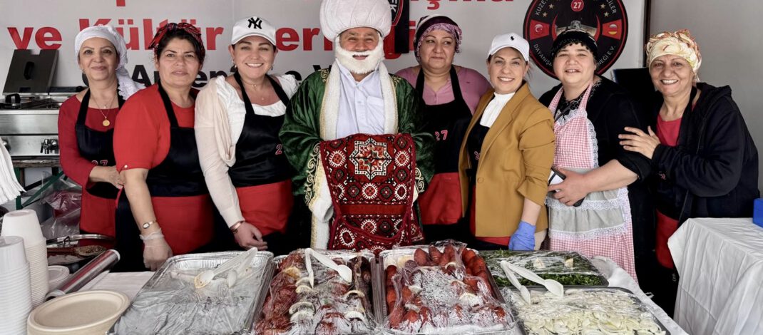 Hamburg Kocatepe Camii’nde 40 Yıllık Vefa Buluşması