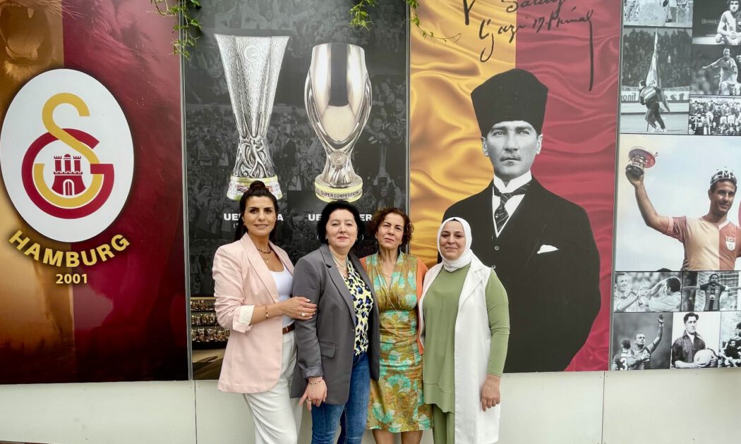 0-13-1050x630 Galatasaray Hamburg Geleneksel Pilav Gününde Büyük Dayanışma