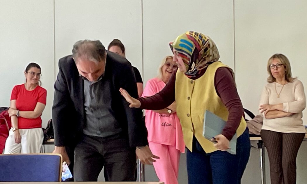 IMG_0108-1050x630 Tiyatro 4 Çeyrek Hamburg’da Sanatın Kurallarını Yeniden Yazıyor