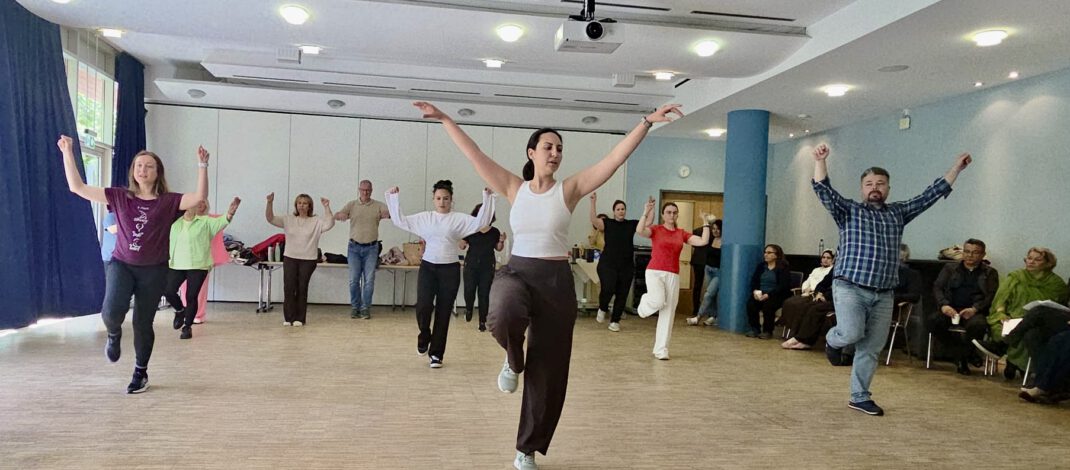 Tiyatro 4 Çeyrek Hamburg’da Sanatın Kurallarını Yeniden Yazıyor