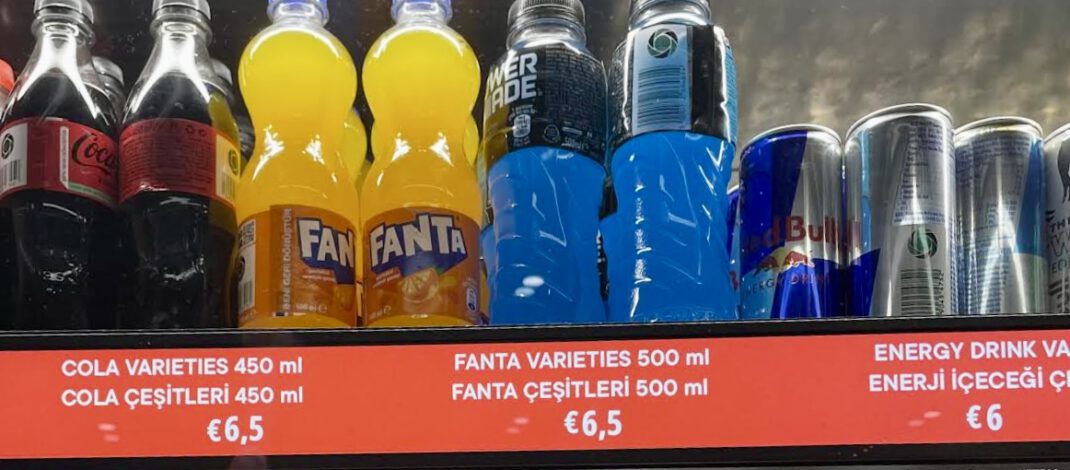Havalimanlarında Yiyecek ve İçecek Fiyatları Neden Yüksek?